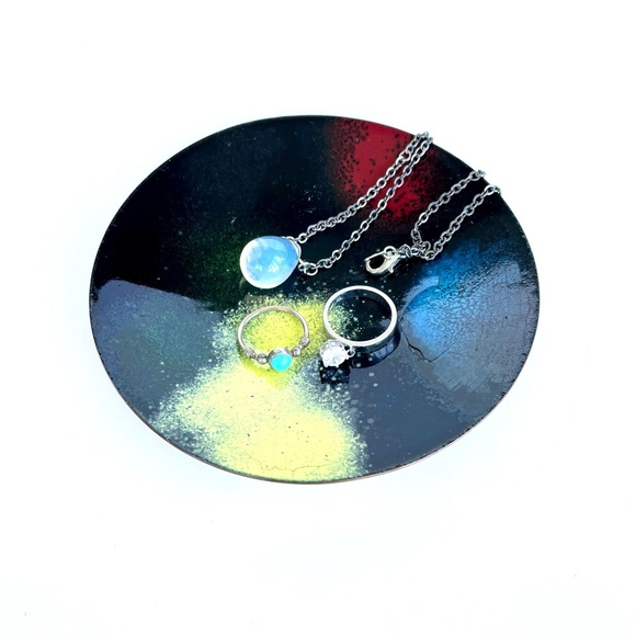 Vintage Enamelled Copper Trinket Dish - Picture 1 of 16